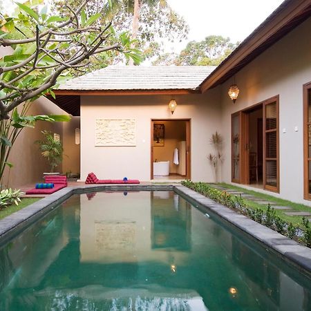 Ajanta Villa Sanur Exteriér fotografie